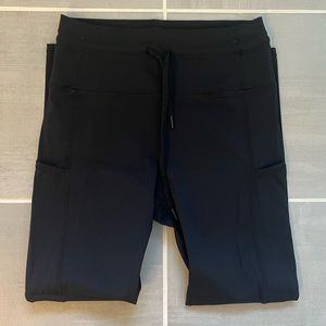 ZYIA Black pocket drawstring leggings